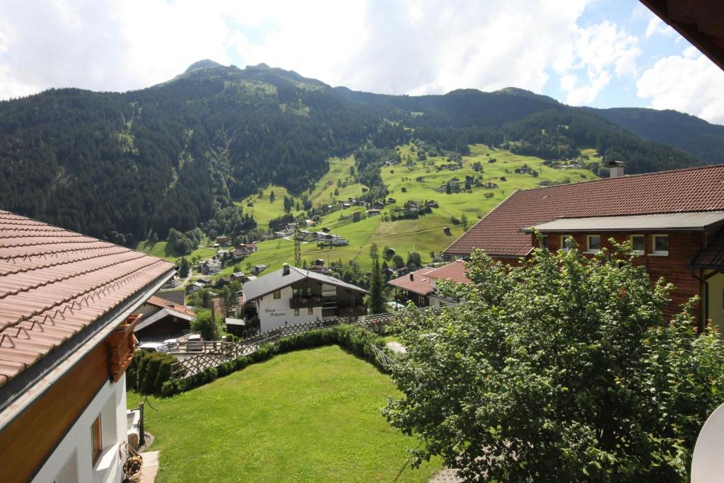 Haus Vallaster Gaschurn Exterior foto