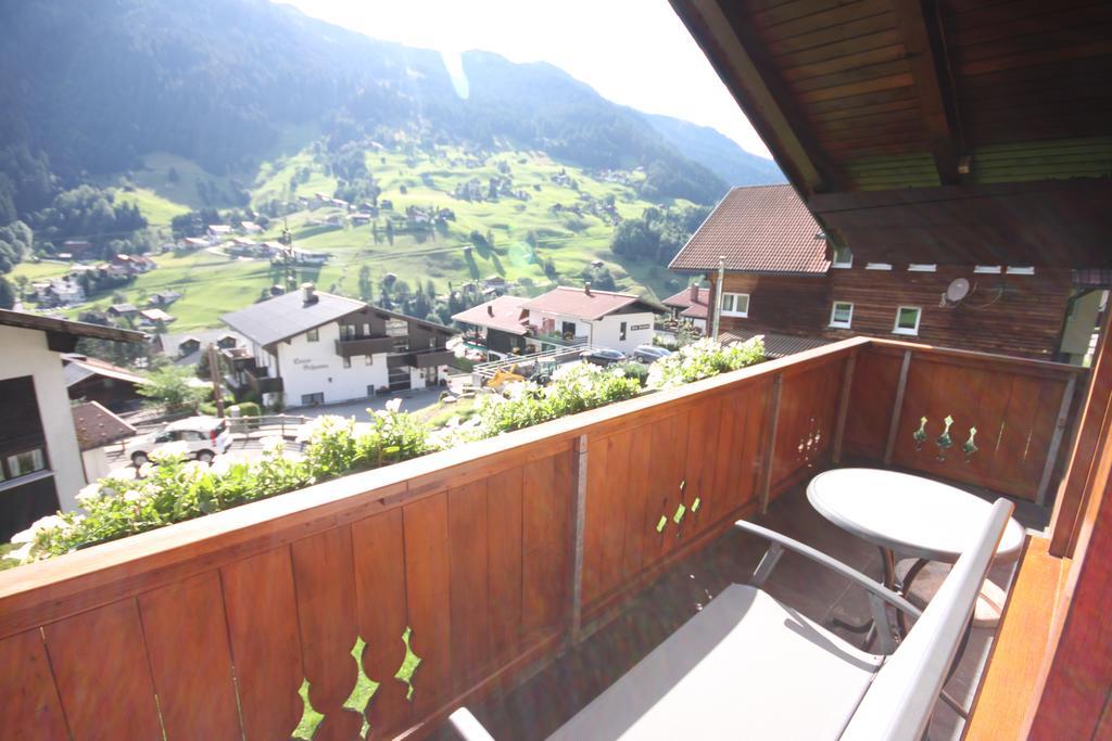 Haus Vallaster Gaschurn Exterior foto